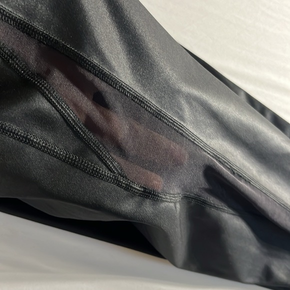 ADIDAS size large black leather like leggings with mesh stripe down each leg - Picture 4 of 13